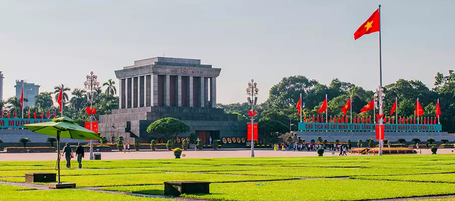 ho-ci-minovo-mauzoleum-hanoj-vietnam