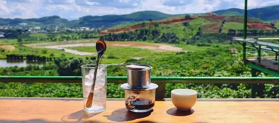 da-lat-kavarna-vietnamska-kava