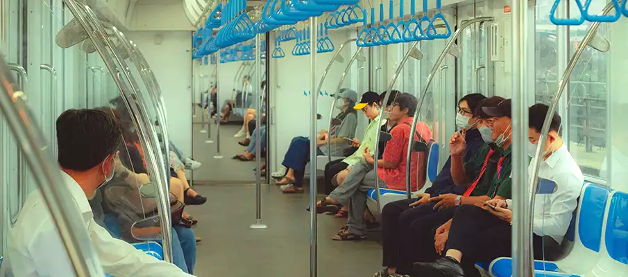 metro-vlak-ho-ci-minovo-mesto-vietnam