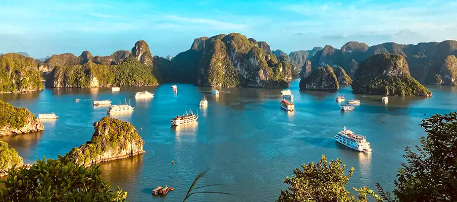zatoka-halong-top-misto-vietnam