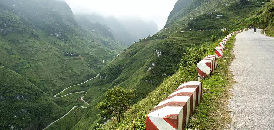 Cesta přes průsmyk Ma Pi Leng Průsmyk Ma Pi Leng v Ha Giang, Vietnam